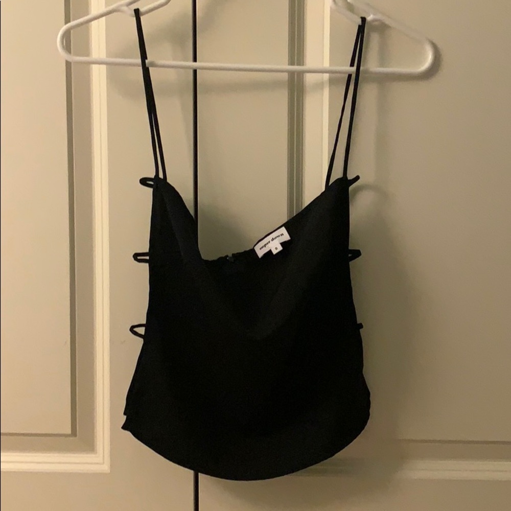 Super down black top